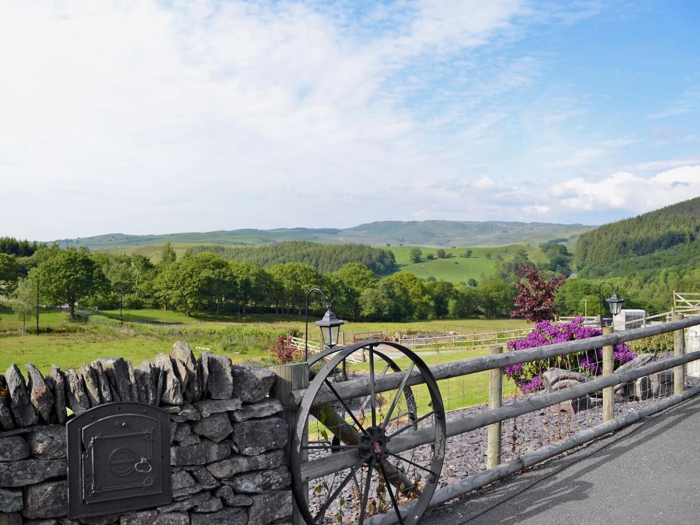 Strata Florida Awel Y Mynydd - Mountain Breeze 빌라 외부 사진